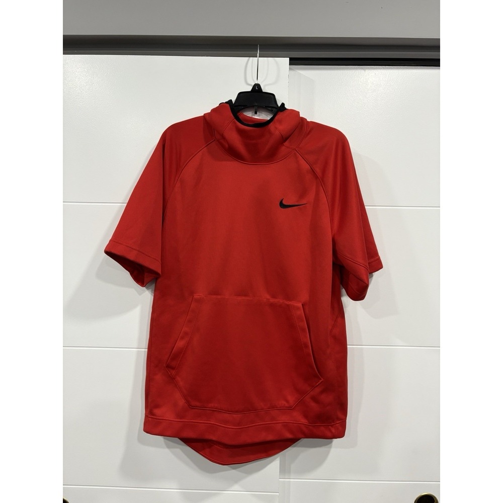 NIKE Dri-Fit Spotlight Hoodie Adult Medium Red Short Sleeve Basketball Shirt